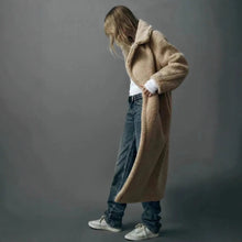 Load image into Gallery viewer, Oversized Coat With A Large Lapel Made Of Thick Lambswool Fleece