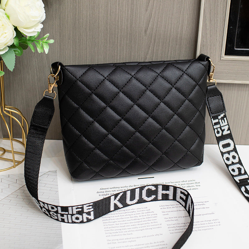 Women's Quilted Chain Crossbody Bag | Embroidered Chain Strap Shoulder Purse