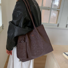 Load image into Gallery viewer, Women's Retro Versatile Shoulder Bag – PU Leather Crossbody Handbag