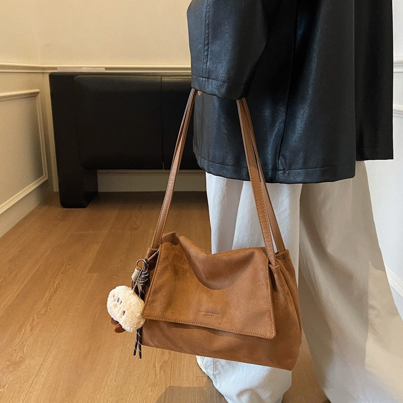 Retro High-Capacity Suede Shoulder Bag – Casual & Commuter Handbag for Women