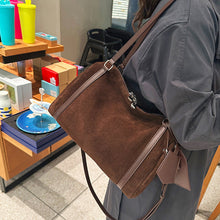 Load image into Gallery viewer, Matte Genuine Leather Retro Crossbody Bag | European &amp; American Style | Women's Shoulder Bag