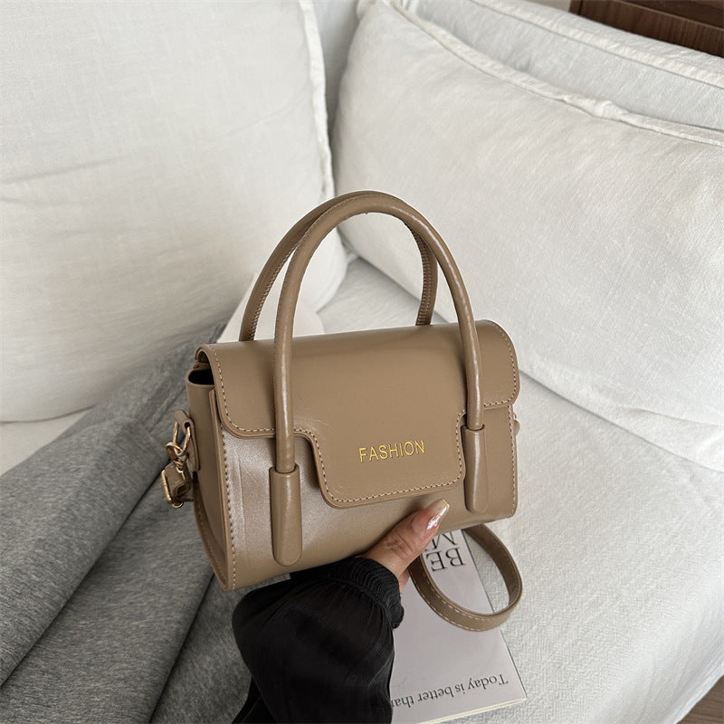 Women's Quilted PU Leather Crossbody Bag – Minimalist Streetwear Style