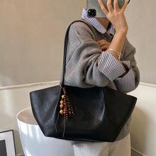 Load image into Gallery viewer, Retro Casual Large-Capacity Shoulder Bag