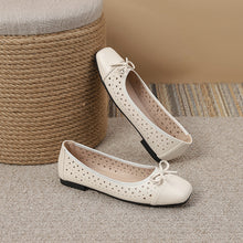 Load image into Gallery viewer, Slip-On Flat Shoes Plus Size