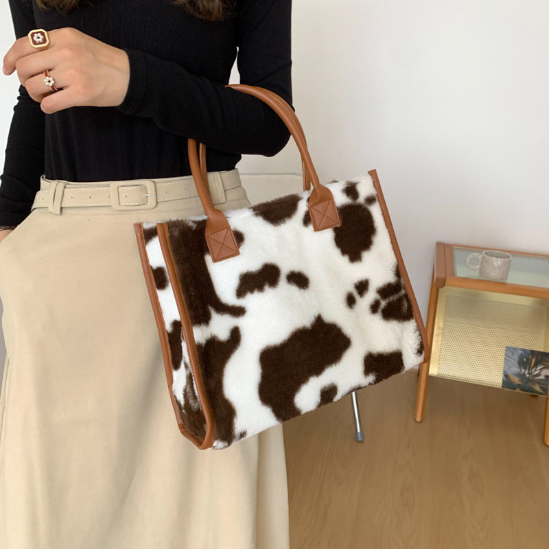 Plush Shoulder Bag - Trendy Autumn Winter Crossbody Bag for Women