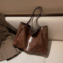 Load image into Gallery viewer, Women's Large Capacity Soft PU Leather Shoulder Bag Retro Casual Handbag