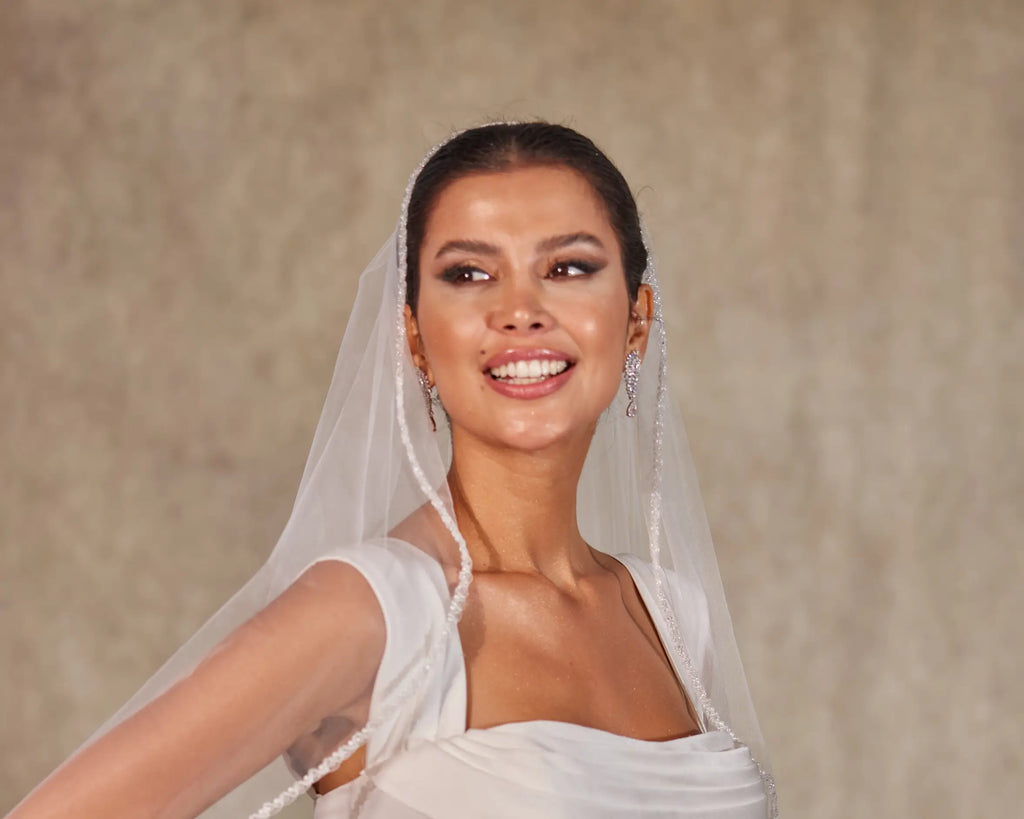 Bridal Shower Pearl Veil- D257