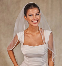 Load image into Gallery viewer, Bridal Shower Pearl Veil- D257
