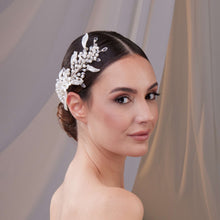 Load image into Gallery viewer, Resin Flower and Pearl Wedding Hair Vine