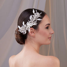 Load image into Gallery viewer, Resin Flower and Pearl Wedding Hair Vine