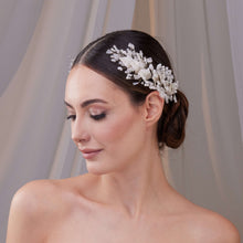 Load image into Gallery viewer, Set of Two Resin Flower Hair Vines