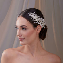 Load image into Gallery viewer, Set of Two Resin Flower Hair Vines