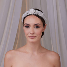 Load image into Gallery viewer, Crystal Beaded Bridal Hair Band
