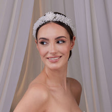 Load image into Gallery viewer, Crystal Beaded Bridal Hair Band