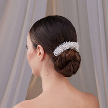 Load image into Gallery viewer, Elegant Pearl and Crystal Bridal Hair Comb