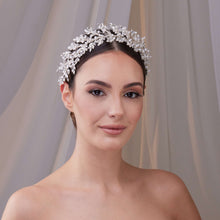 Load image into Gallery viewer, Rhinestone and Pearl Bridal Hair Band