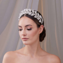 Load image into Gallery viewer, Rhinestone and Pearl Bridal Hair Band