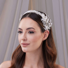 Load image into Gallery viewer, Resin and Crystal Beaded Bridal Hair Band