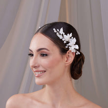 Load image into Gallery viewer, Two-Piece Resin Flower Hair Vine Set
