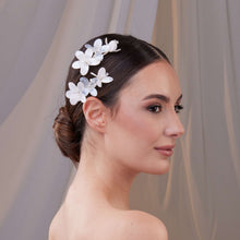 Load image into Gallery viewer, Two-Piece Resin Flower Hair Vine Set
