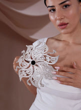 Load image into Gallery viewer, Bride Bouquet Holder, Wedding Accessories