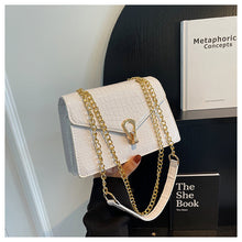 Load image into Gallery viewer, Crocodile-Print Chain Crossbody Bag