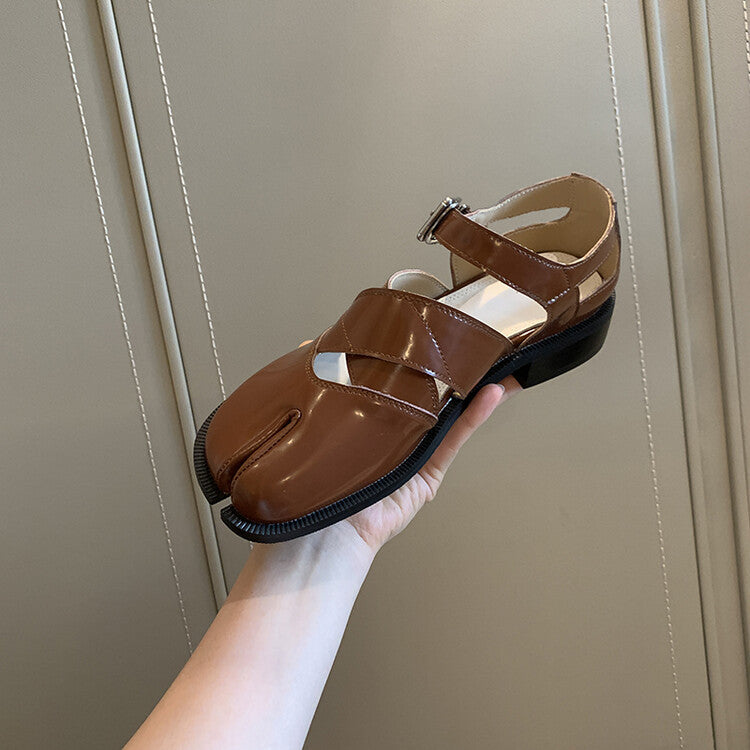 Split-Toe Hollow-Out Flat Leather Shoes