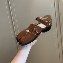 Load image into Gallery viewer, Split-Toe Hollow-Out Flat Leather Shoes