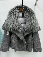 Load image into Gallery viewer, Womens Down Jacket With A Luxurious Cashmere Fur And Raccoon-Fur Collar
