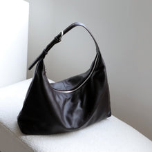 Load image into Gallery viewer, Women's Genuine Leather Tote Shoulder Bag – Commuter Handbag with Zipper Pockets