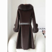 Load image into Gallery viewer, Thickened Faux Mink Coat With Large Fur Collar For Women