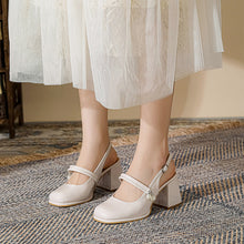 Load image into Gallery viewer, Women's Wide-Fit Chunky Heel Sandals | Plus-Size Round-Toe Block Heel