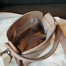Load image into Gallery viewer, Women's Genuine Leather Box Bag – Niche Design Shoulder Tote