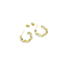 Load image into Gallery viewer, Hammered Gold Wiggle wave line  Earrings, Sku#A265