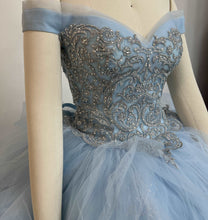 Load image into Gallery viewer, (LIVE 17) Exclusive gowns, silky luxury, stylish journey.