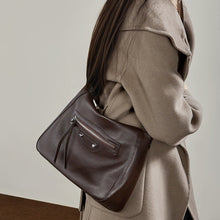 Load image into Gallery viewer, Women's Large Capacity Genuine Leather Crossbody Bag | Retro Style