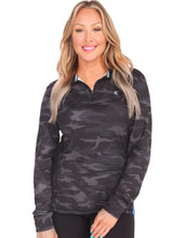 Load image into Gallery viewer, Women's Camo Monterey Quarter Zip