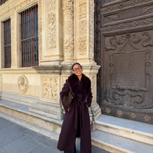 Load image into Gallery viewer, Womens Instagram-hit Wool Coat With A Chic Fur-trimmed Collar