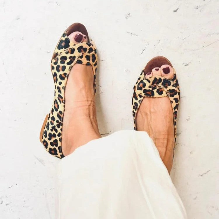 Women's Summer Flat Sandals - Fishmouth Buckle Strap Colorblock Casual Shoes