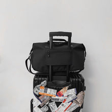 Load image into Gallery viewer, Waterproof Gym Duffel Bag with Wet Dry Separation