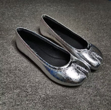 Load image into Gallery viewer, Women's Split-Toe Satin Flats - Slip-On Flat Shoes with Rolled Edge Design