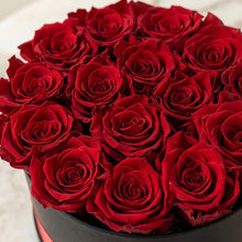 Load image into Gallery viewer, Classic Black Box | Red Roses