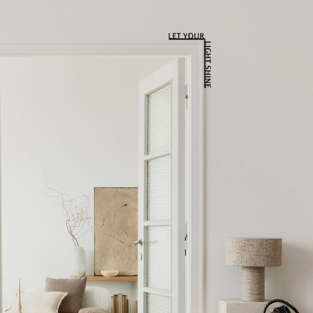Wooden Corner Quote – Let Your Light Shine