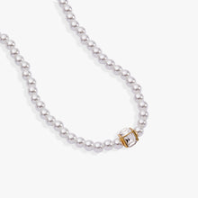 Load image into Gallery viewer, Crystal and Pearl Beaded Necklace