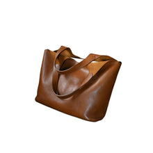 Load image into Gallery viewer, Women's Large Capacity Retro Bucket Bag – PU Leather Crossbody &amp; Tote Dual-Use Handbag