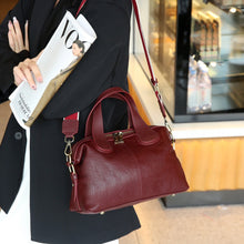 Load image into Gallery viewer, Large-capacity Genuine Leather New High-end Tote Bag