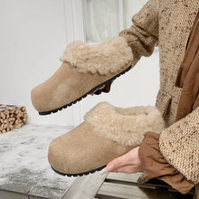 Load image into Gallery viewer, Retro Thick-Soled Fleece-Lined Slippers