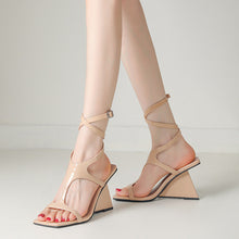 Load image into Gallery viewer, Women's Bow-Tie Slingback Flat Shoes - Round Toe Low Heel Summer Casual Shoes