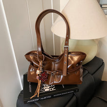 Load image into Gallery viewer, Premium Textured Oil-Waxed Leather Crossbody Bag