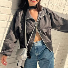 Load image into Gallery viewer, Retro Cookie-Shaped Crossbody Bag - Women's PU Leather Shoulder Bag | Sarah Express